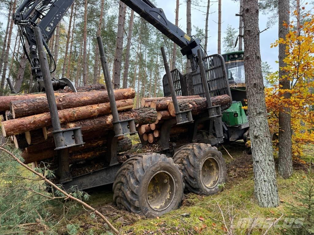 John Deere 1010 E Transportoare