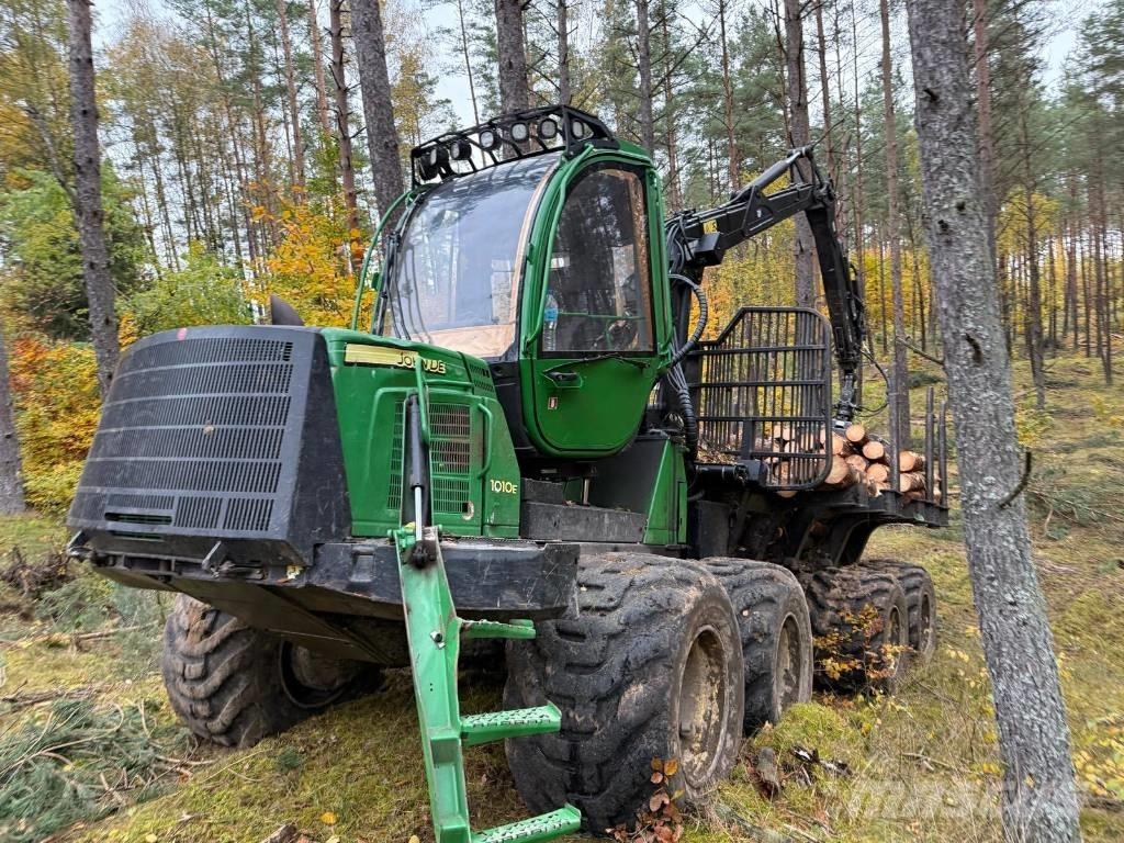 John Deere 1010 E Transportoare