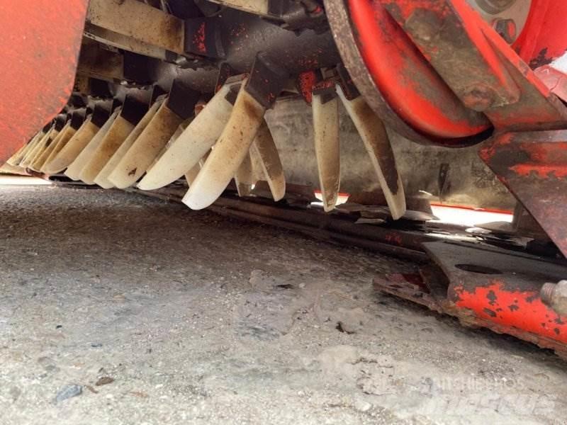 Kuhn FC 280 F Cositoare de iarba cu umidificator