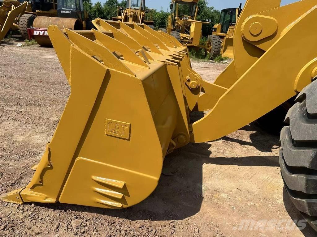 CAT 980H Incarcator pe pneuri