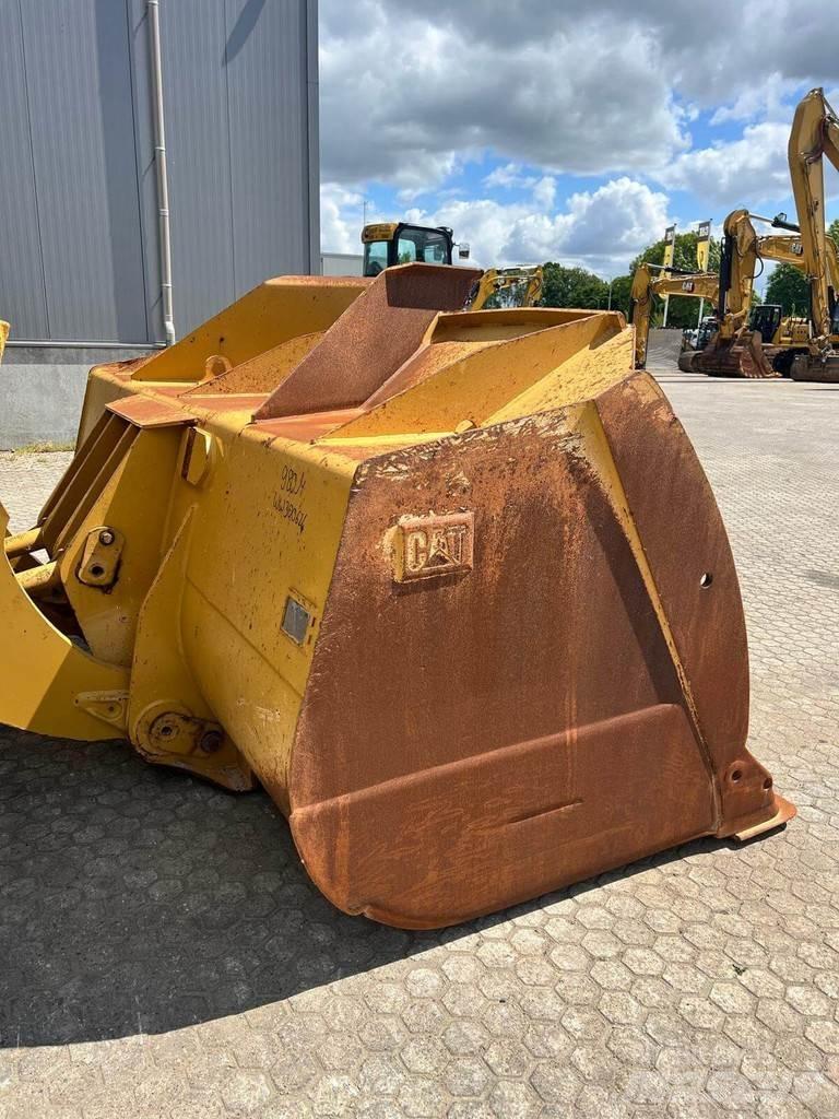 CAT 980M Incarcator pe pneuri