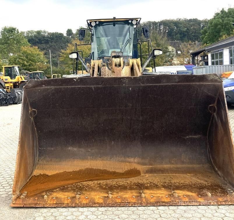 CAT 972 M Incarcator pe pneuri