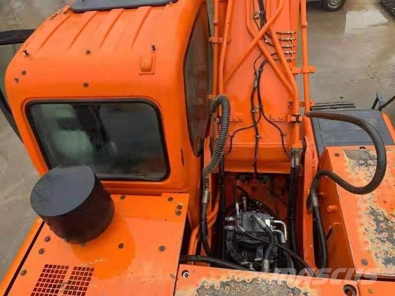 Doosan DX300LC Excavatoare pe șenile
