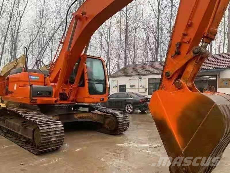 Doosan DX300LC Excavatoare pe șenile
