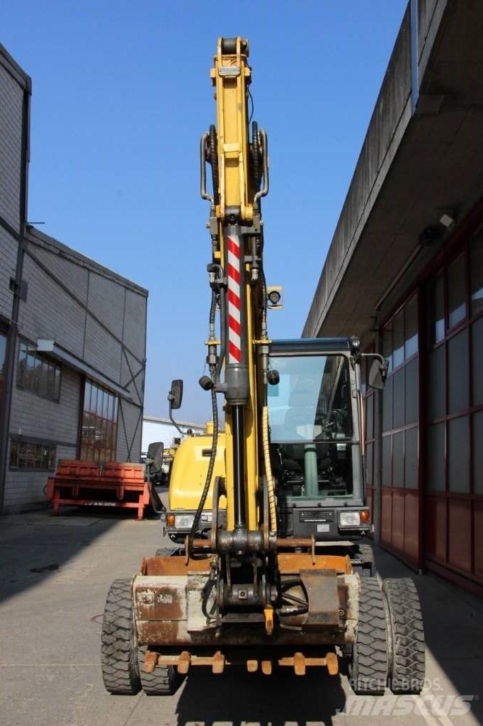 Doosan DX 57 W-5 Excavatoare cu roti