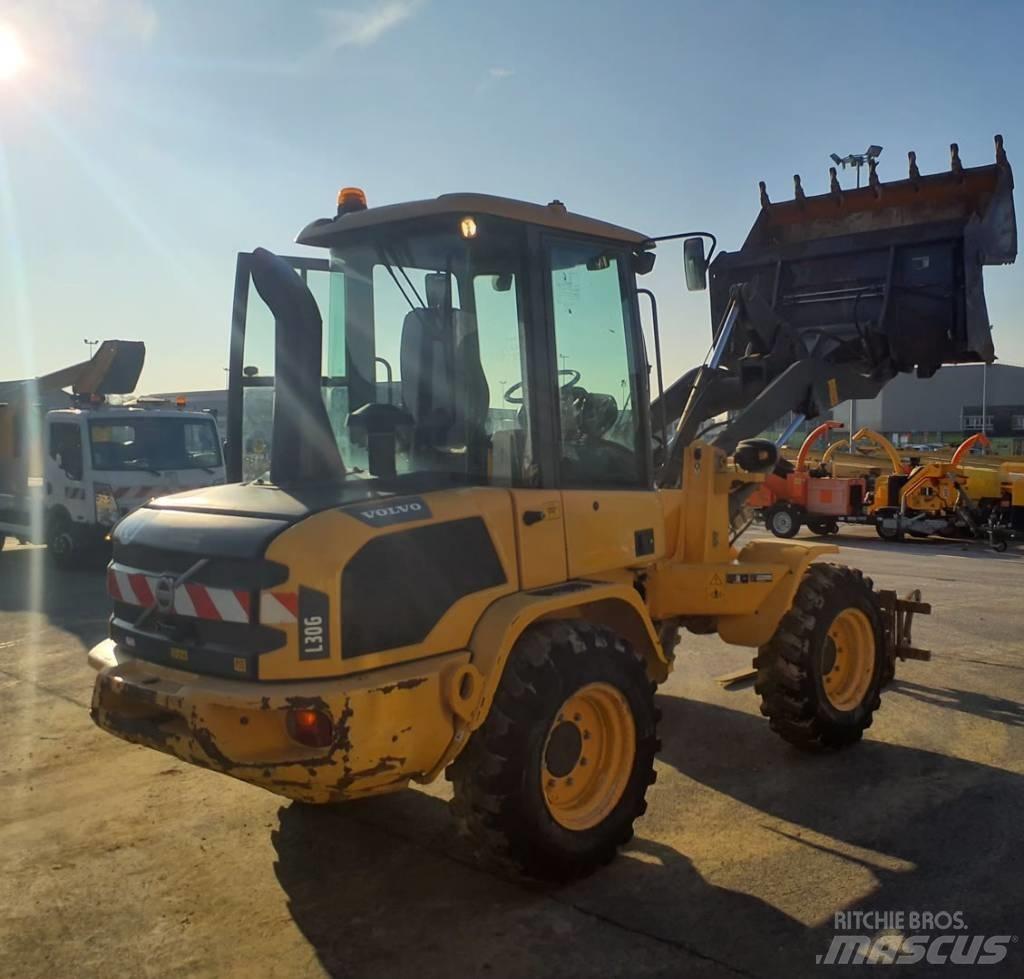 Volvo L30G Incarcator pe pneuri