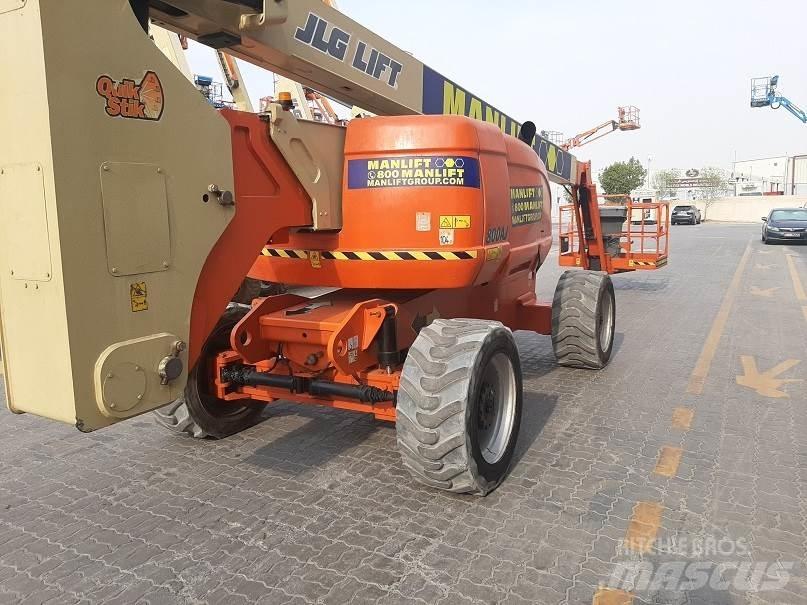 JLG 800AJ Nacele cu brat articulat