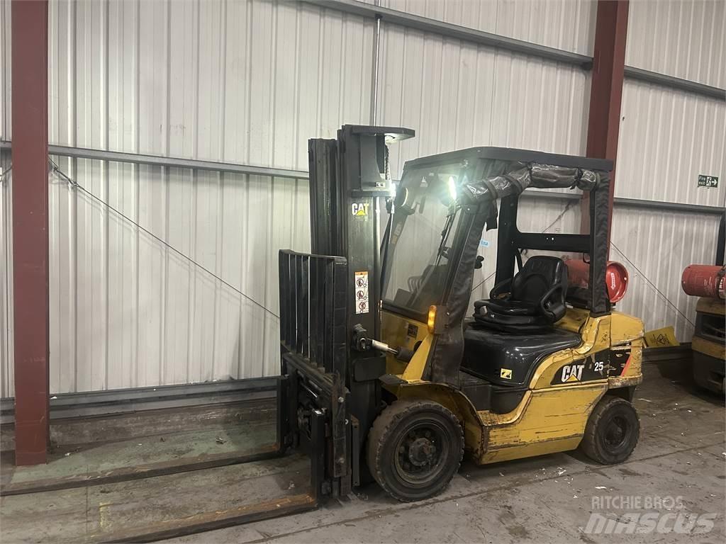 CAT GP25NT Stivuitor GPL
