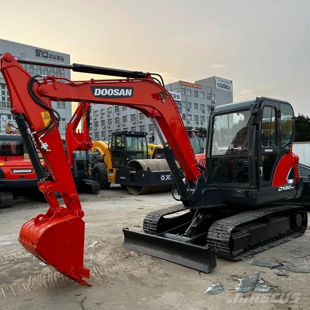 Doosan DX60-9C Mini excavatoare < 7t