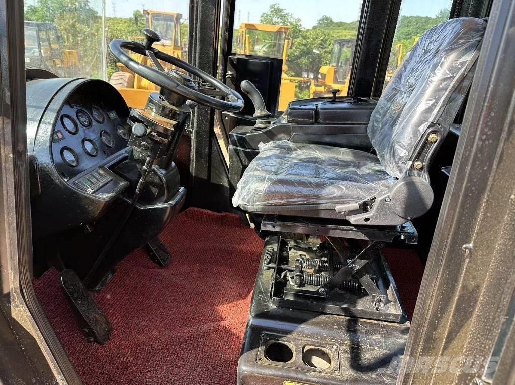 CAT 966H Incarcator pe pneuri