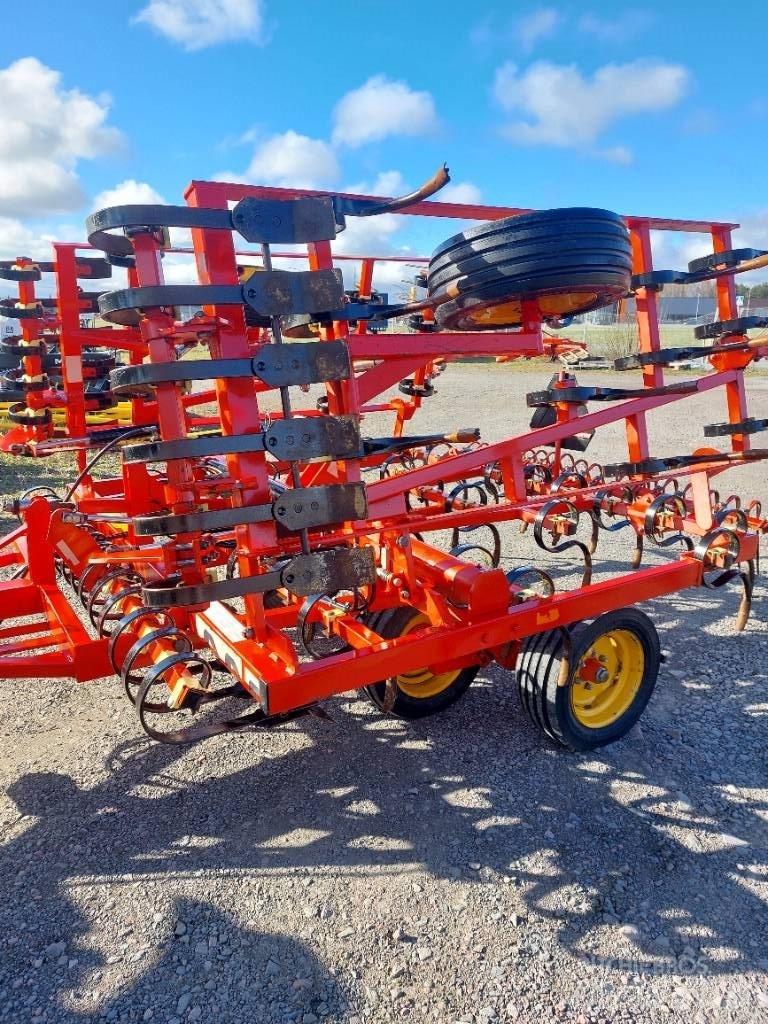 Väderstad NZF 450 Grape