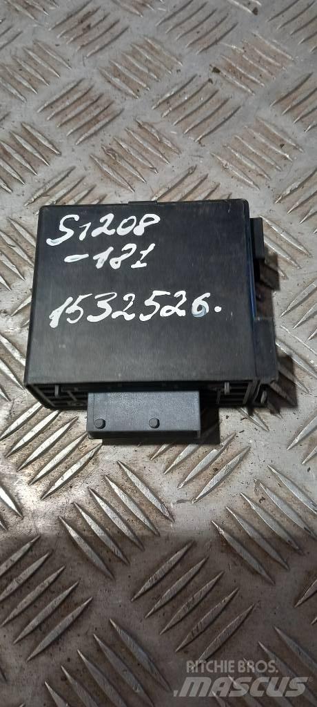 Scania 94 D.    1532526 Electronice