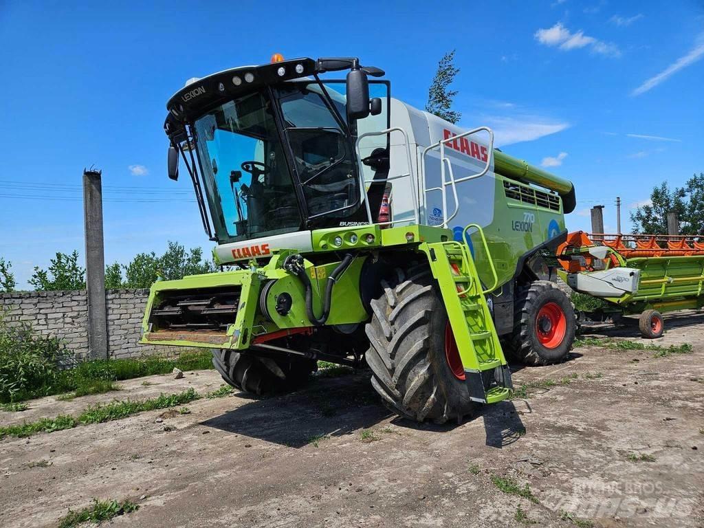 CLAAS Lexion 770 Combine de secerat