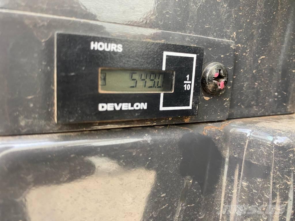 Develon DX 27 Z-7 Mini excavatoare < 7t