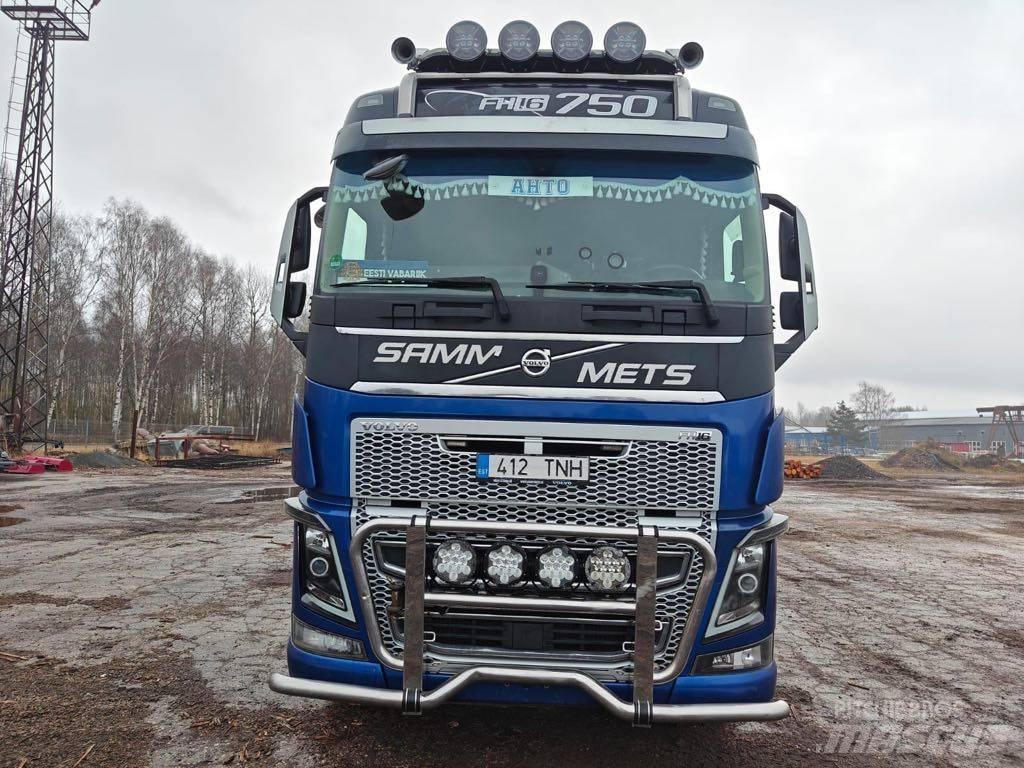 Volvo FH 16 750 Camion pentru lemne
