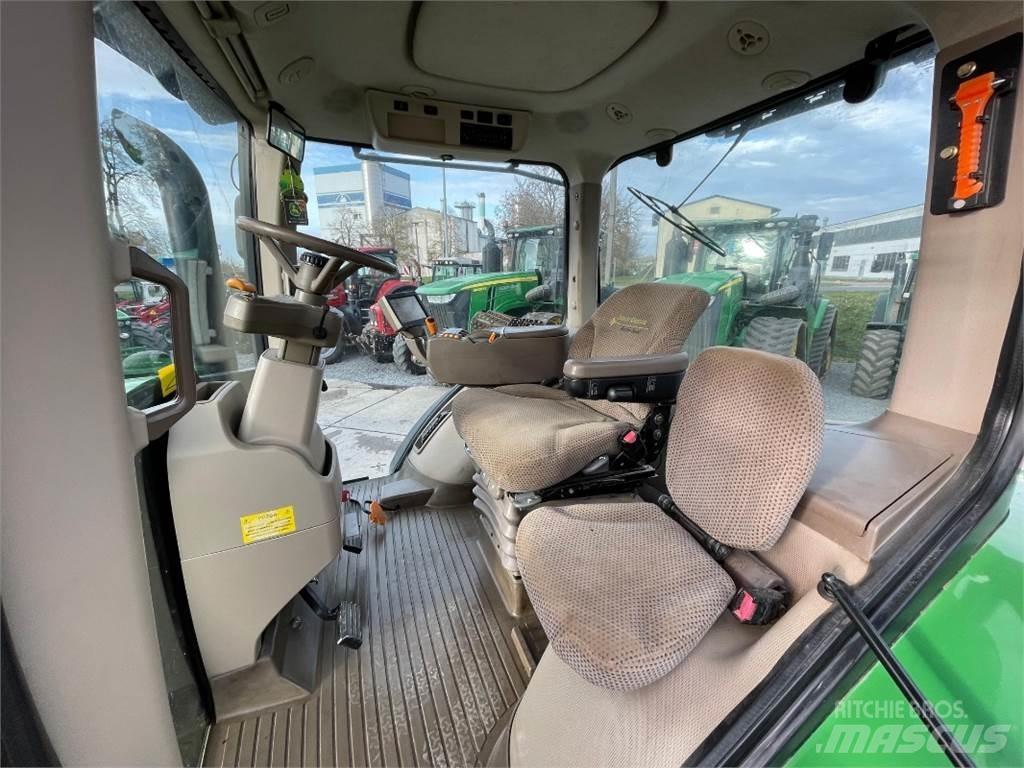John Deere 7230 R Tractoare