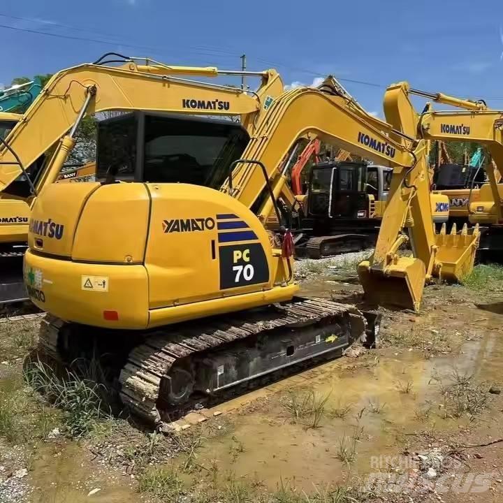 Komatsu PC70 Excavatoare pe șenile
