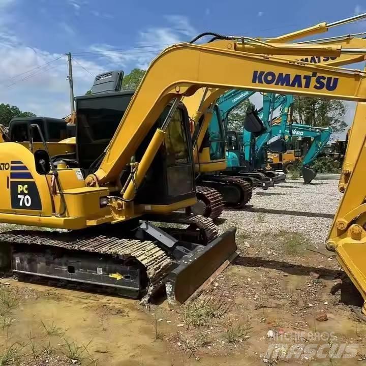 Komatsu PC70 Excavatoare pe șenile
