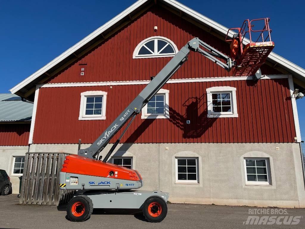 SkyJack SJ 45 T Nacele cu brat telescopic