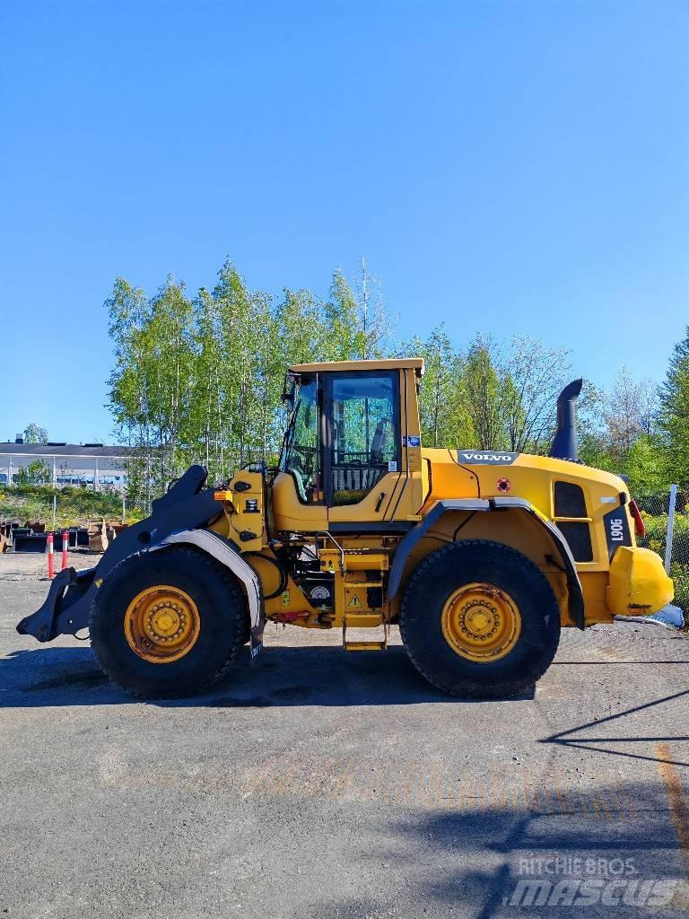 Volvo L 90 G Incarcator pe pneuri