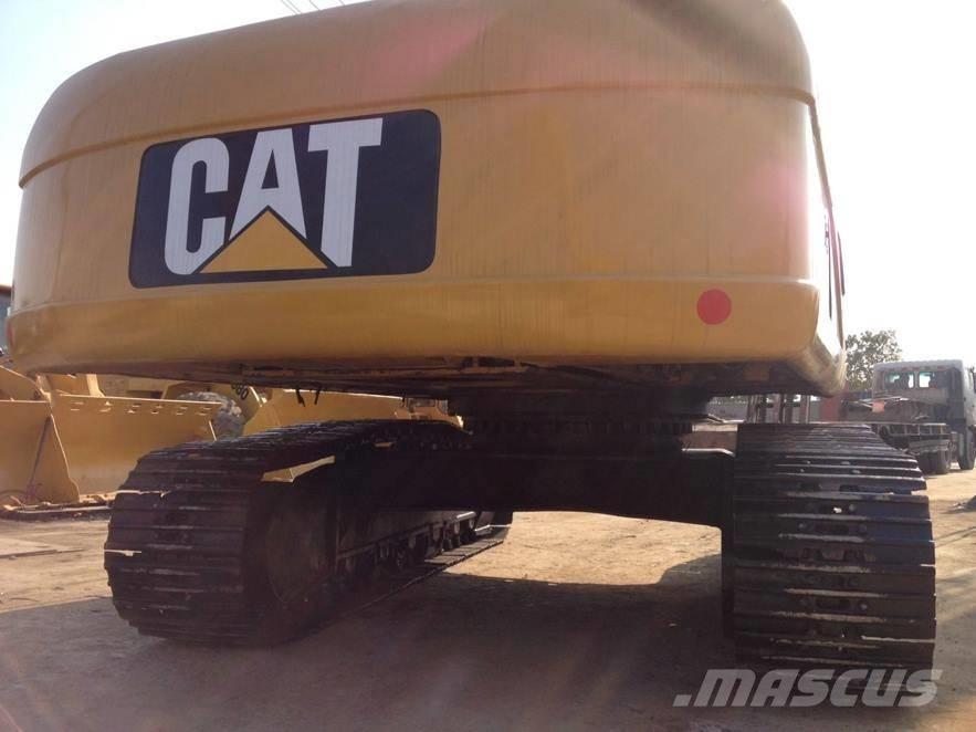 CAT 325DL Excavatoare pe șenile
