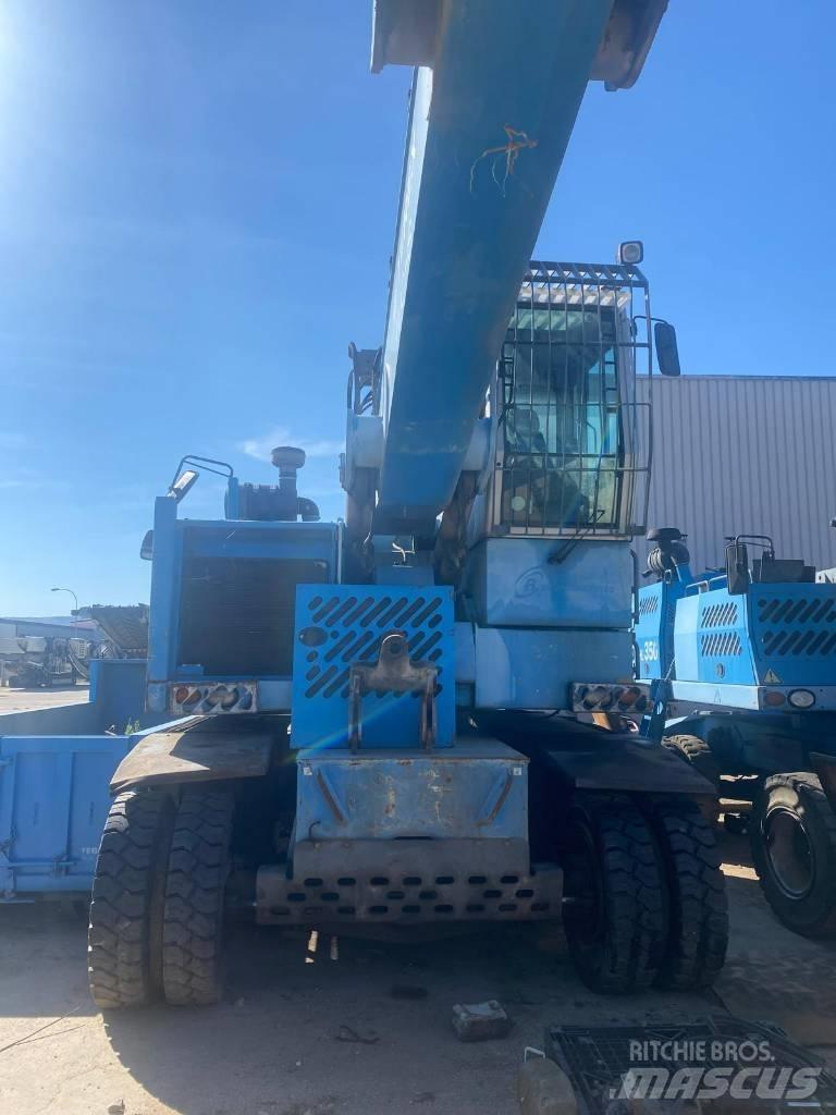 Fuchs MHL 454 Paleta de manipulare