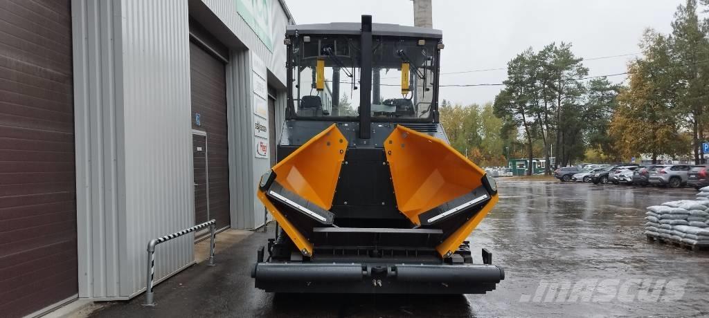 ABG 6820 Pavatoare asfalt