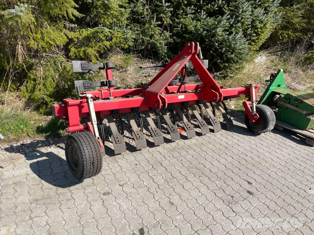 He-Va Front-Board 4m Alte masini si accesorii de cultivat