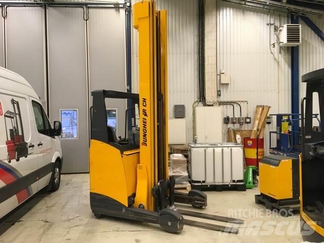 Jungheinrich ETV 214 Stivuitor cu catarg retractabil