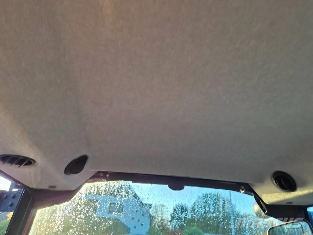 Valtra A105 HiTech Tractoare