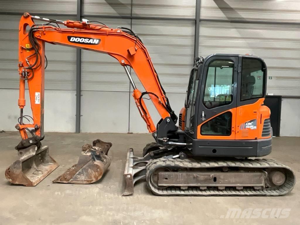 Doosan DX 85 R-3 Excavatoare 7t - 12t