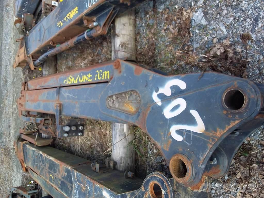 Loglift 210 Macarale pentru culegatoare