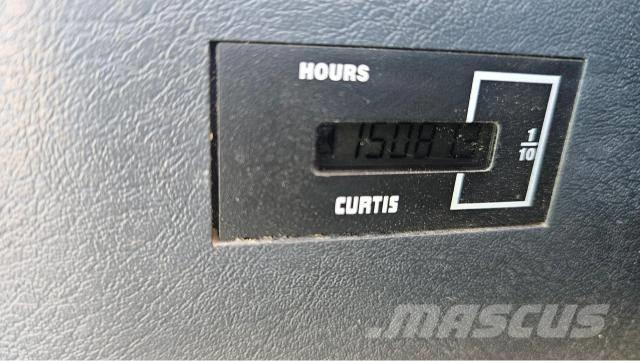 Hyundai Robex 300 LC Excavatoare pe șenile
