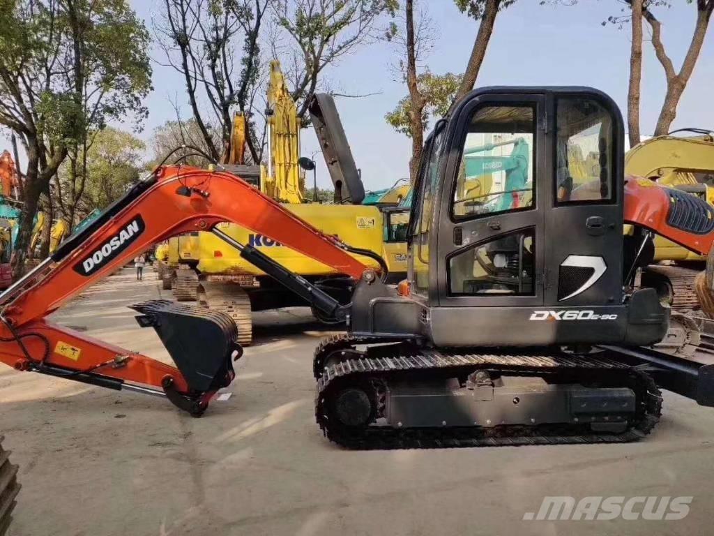 Doosan DX 60-9C Excavatoare pe șenile
