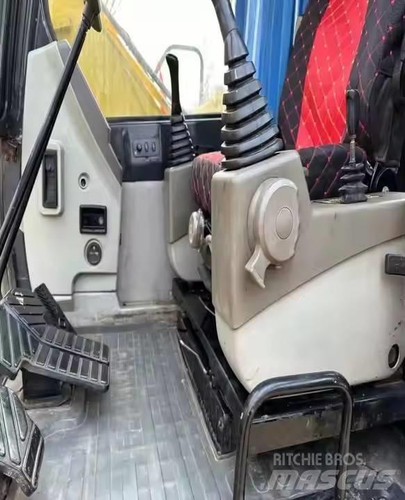 Hyundai 80VS Excavatoare pe șenile

