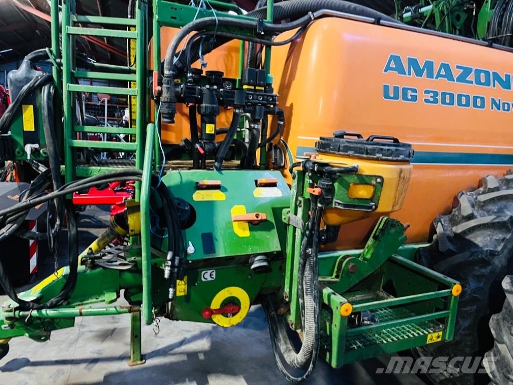 Amazone UG 3000 Nova Tractoare agricole sprayers