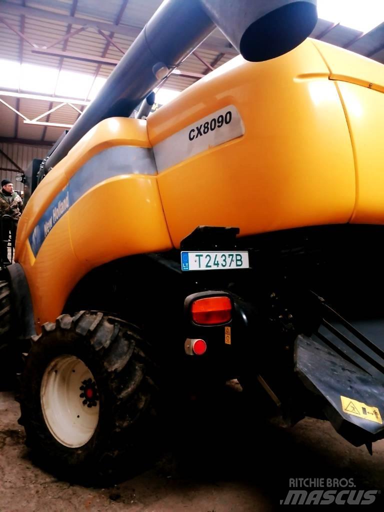 New Holland CX 8090 Combine de secerat