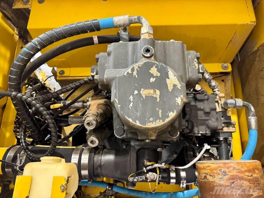 Komatsu PC 490 LC-10 Excavatoare pe șenile
