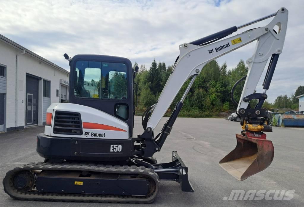 Bobcat E 50 Mini excavatoare < 7t