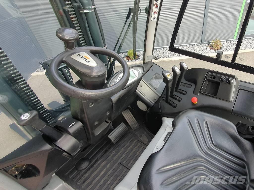 Still RX 60-30 Stivuitor electric