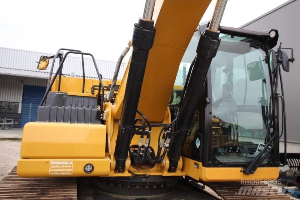 CAT 326-07 Excavatoare pe șenile
