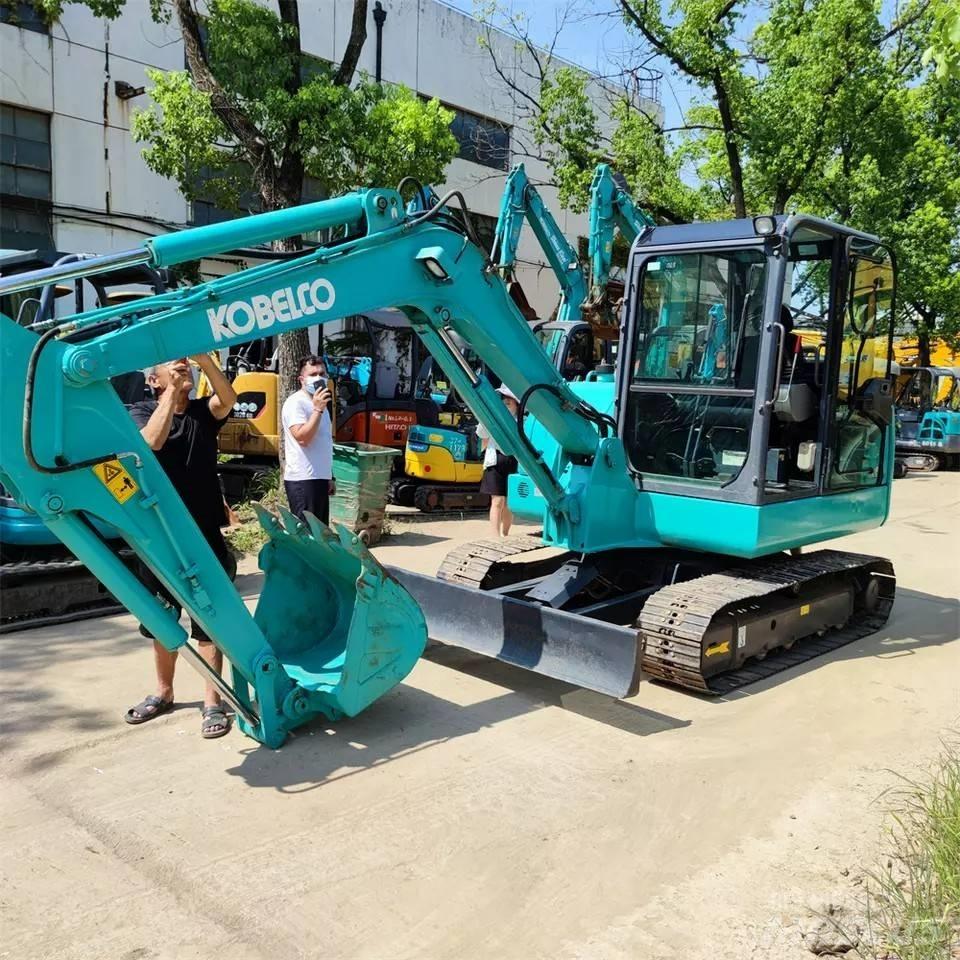 Kobelco SK 60 Excavatoare pe șenile
