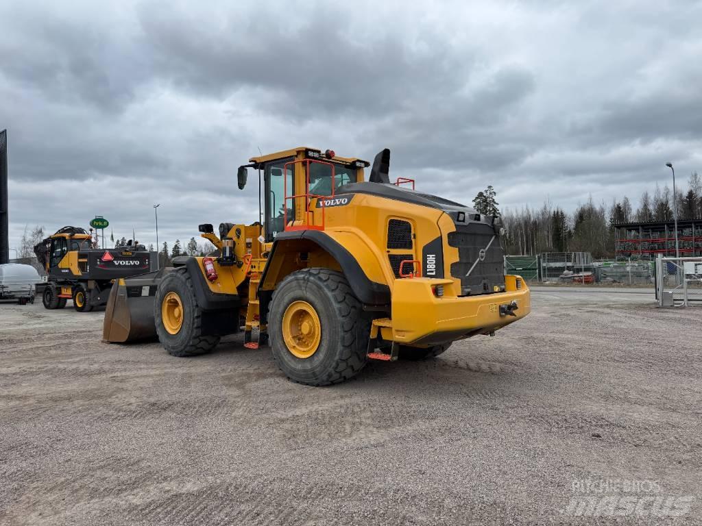 Volvo L 180 H Incarcator pe pneuri