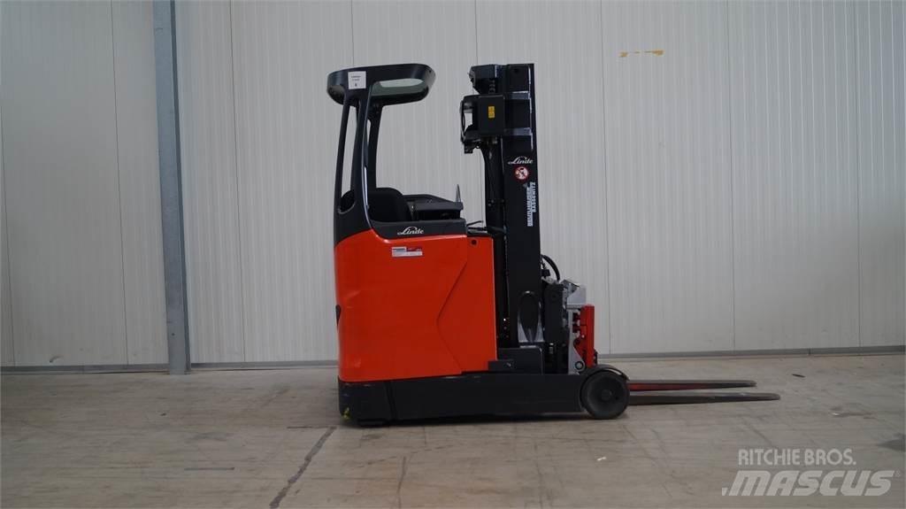 Linde R14HD Stivuitor cu catarg retractabil
