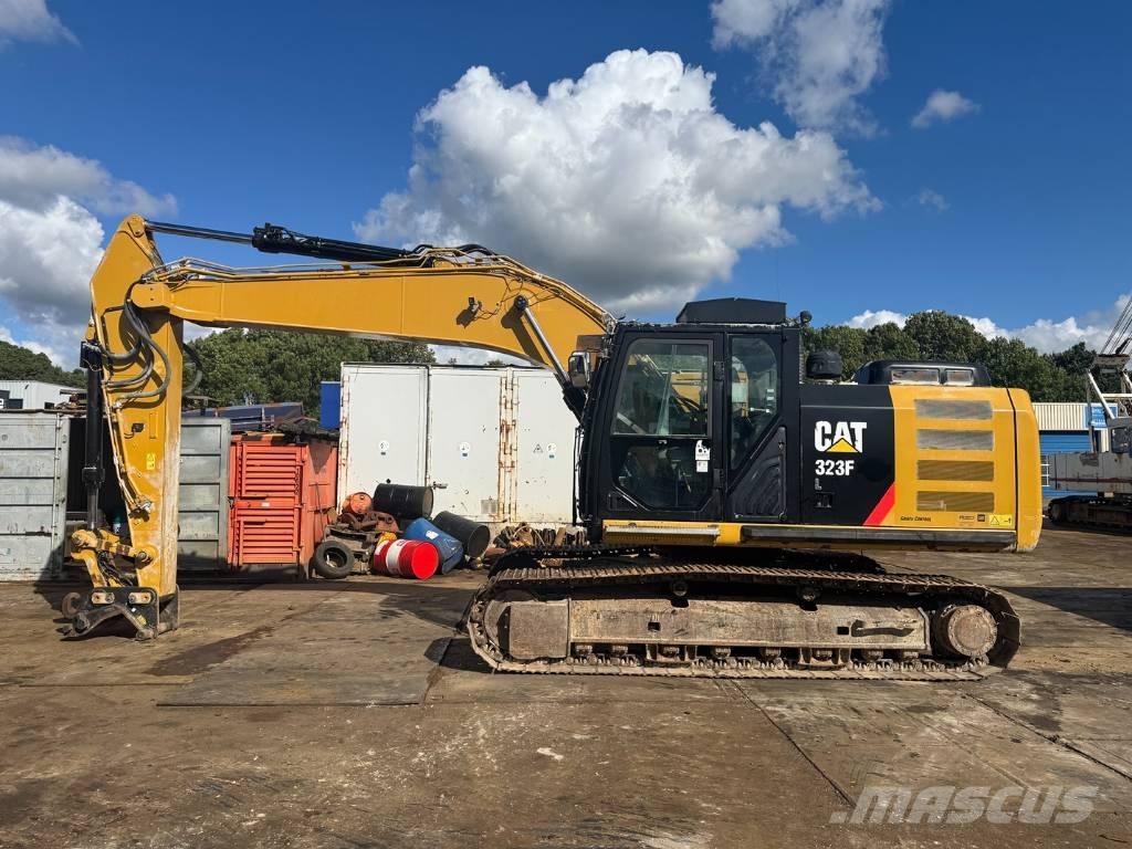 CAT 323 F L Excavatoare pe șenile
