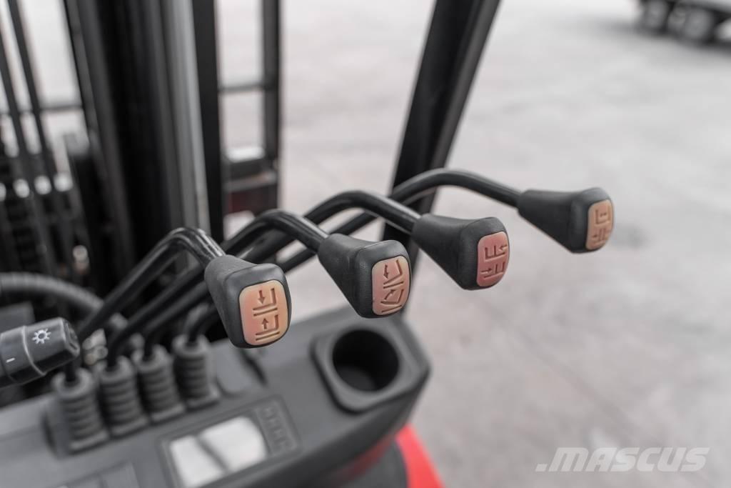Manitou MI 30 D Stivuitor diesel