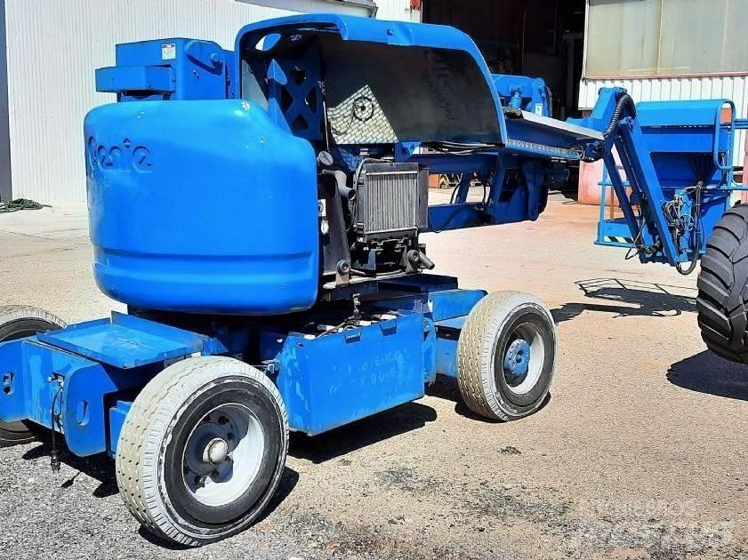 Genie Z 45/25 J Nacele cu brat articulat