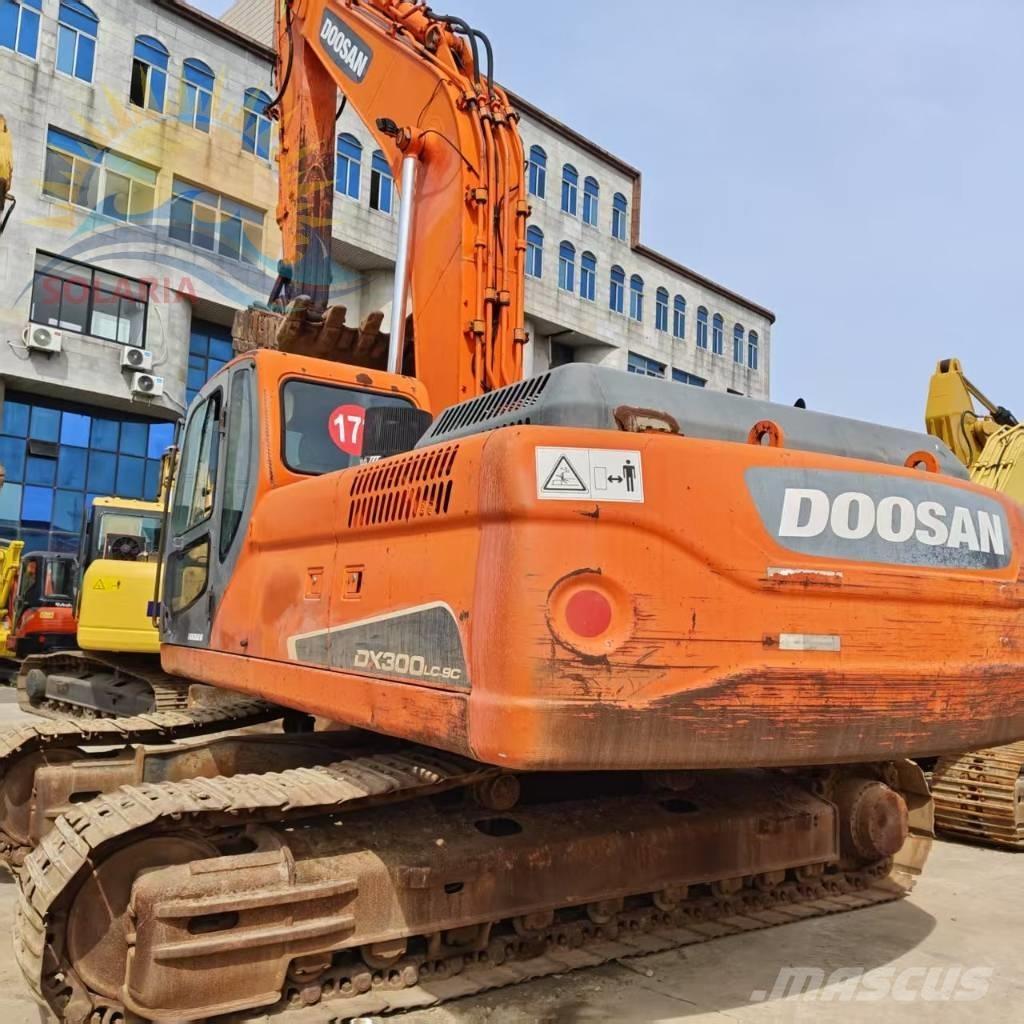 Doosan DX 300 LC Excavatoare pe șenile
