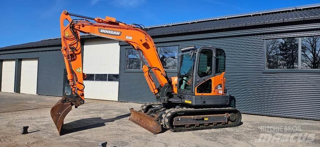 Doosan DX 85r -3 Excavatoare 7t - 12t