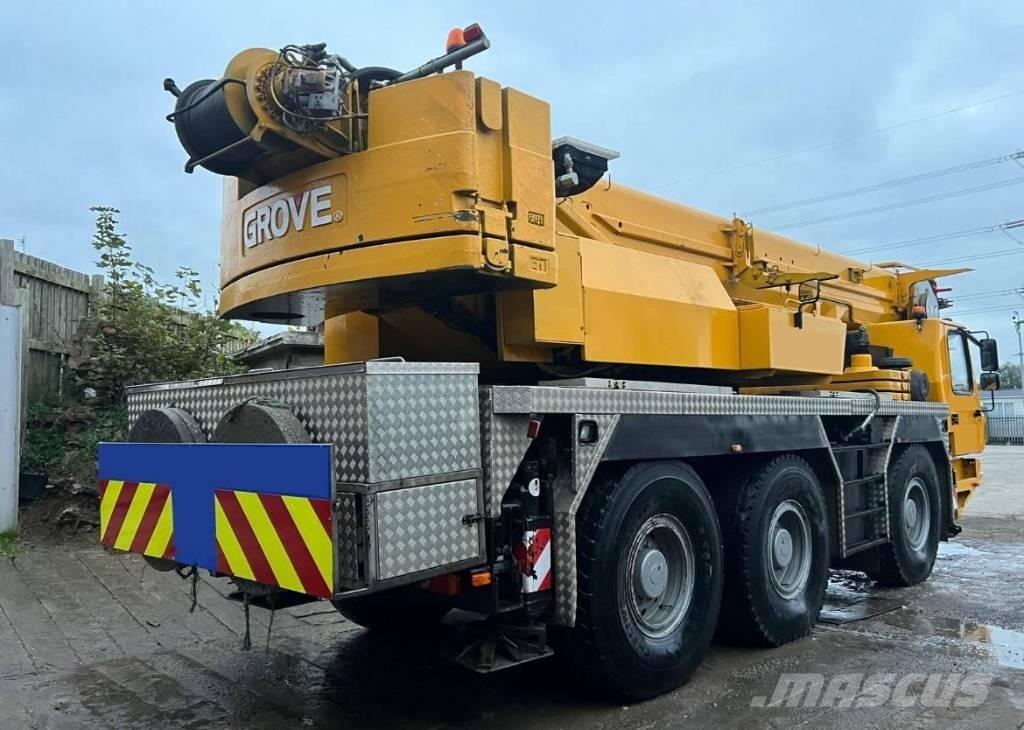 Grove GMK 3055 Macara pentru orice teren